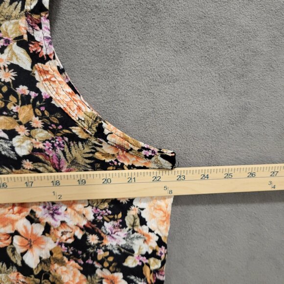 Torrid Sleeveless V-Neck Tank Top Size 1X (Size 1)‎ Floral Casual Bloomcore - Picture 5 of 6